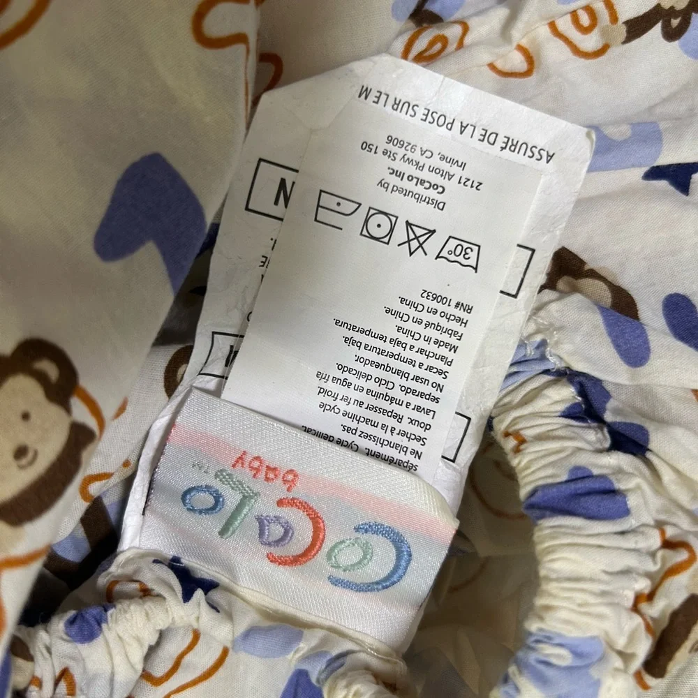 Playful Blue and Orange Mattress Cover with Dog Motifs